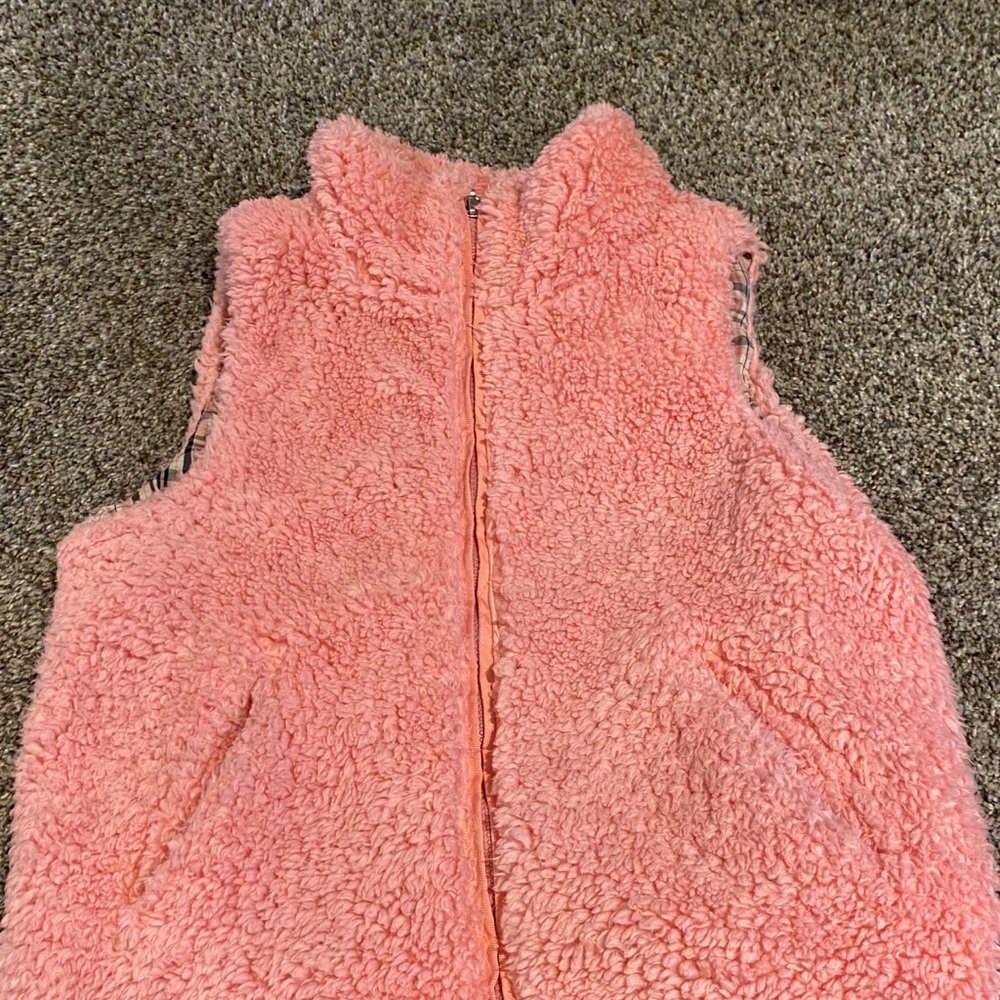 Urban Republic - Pink Fuzzy Vest